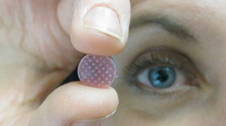 پرینت سه بعدی میکروسوزن برای درمان بیماری های چشمی
