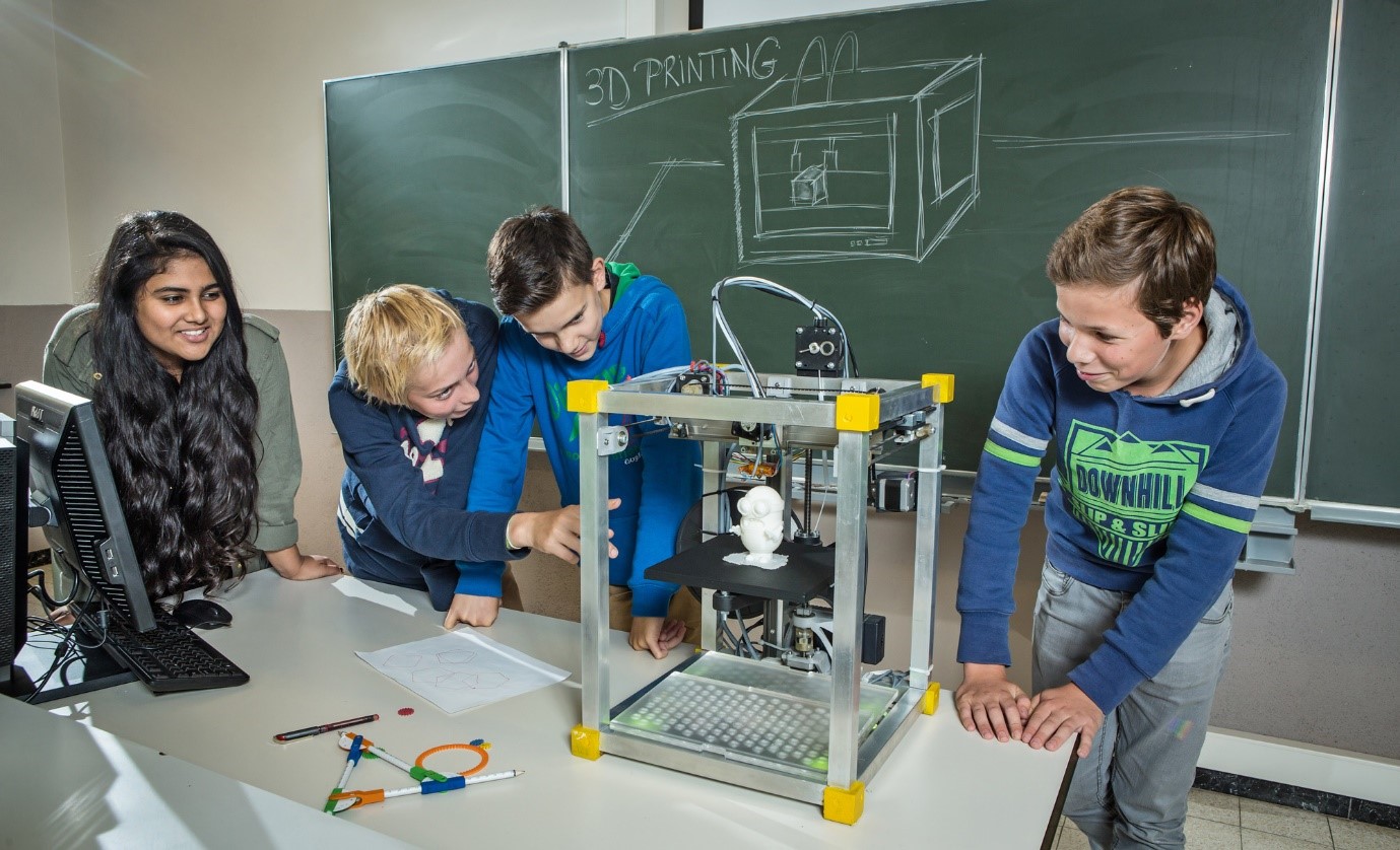چاپگر سه بعدی در آموزش
