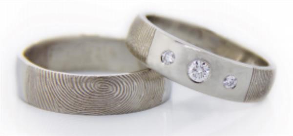 پرینت سه بعدی حلقه های ازدواج سفارشی