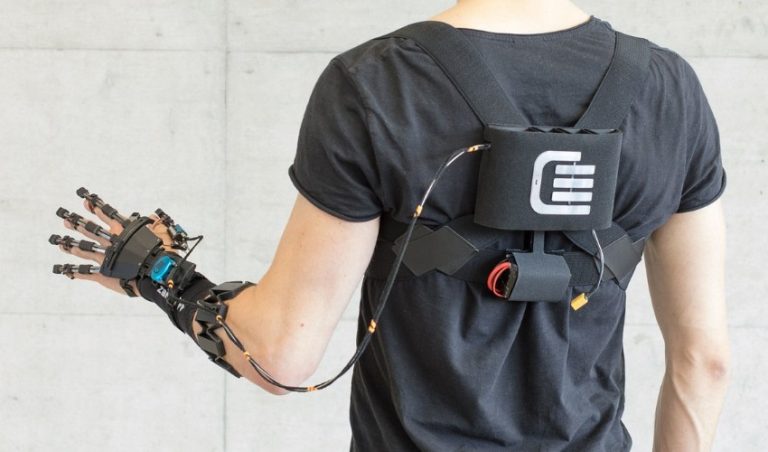پرینت سه بعدی یک ربات پوشیدنی توانبخشی