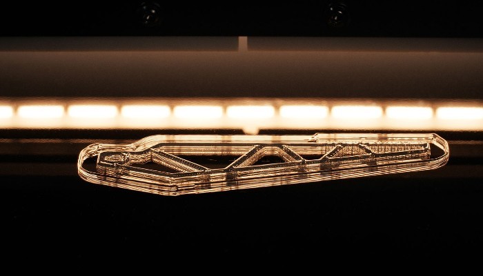 قطعه تولید شده به روش جدید پرینت سه بعدی مایعات