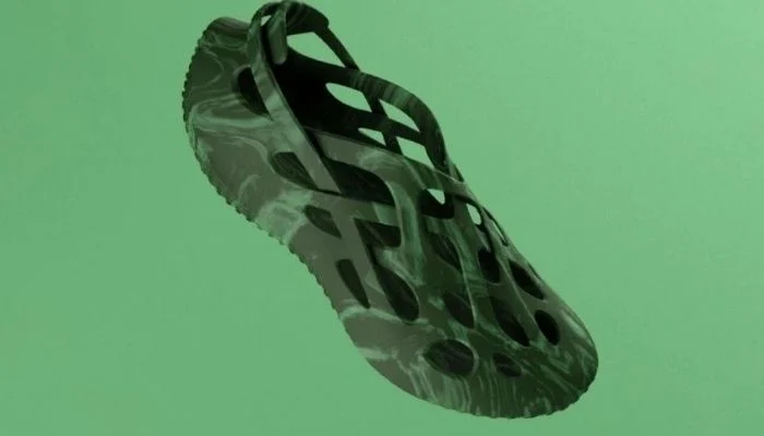 ساخت یک کفش بیومیمتیک با استفاده از تکنولوژی پرینت سه بعدی