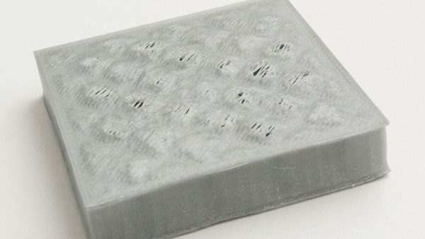 وجود شکاف و سوراخ روی قطعه